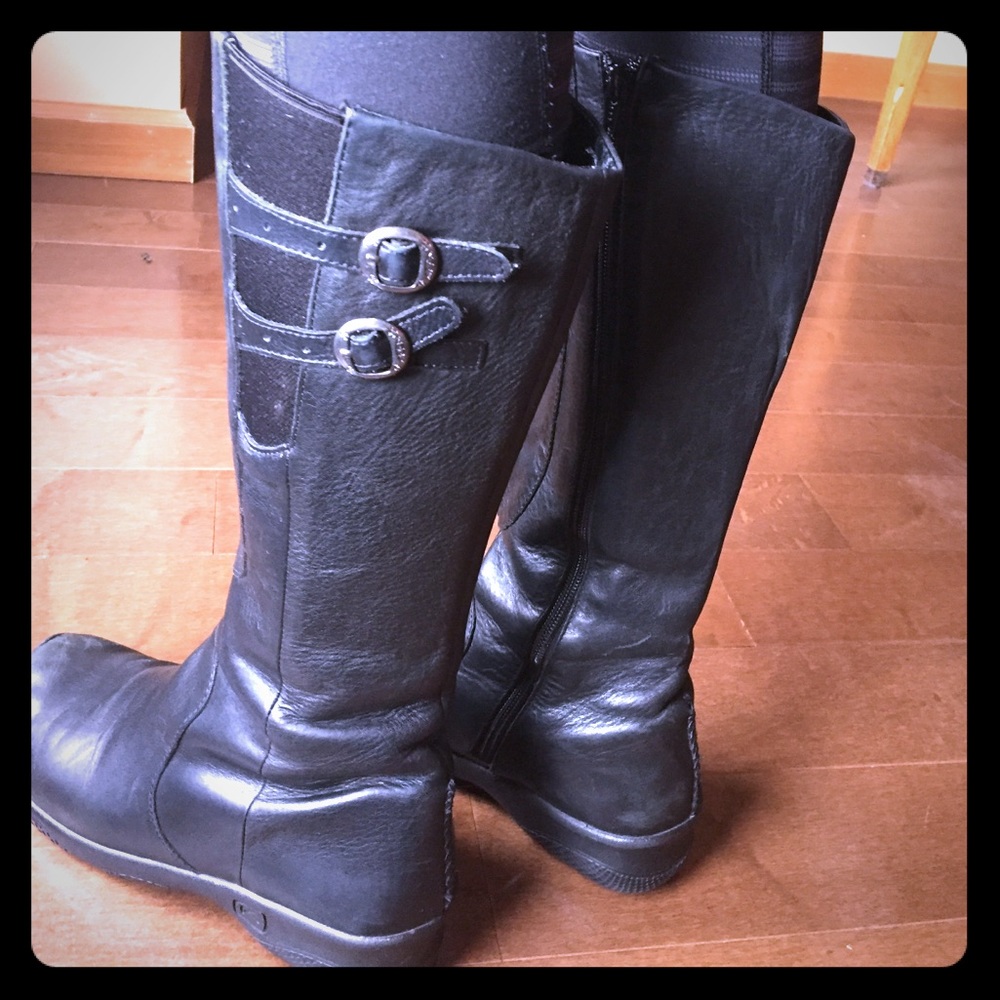 Keen boots